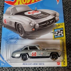 Hot Wheels Mercedes Benz 300 SL Silver Race Car Toy